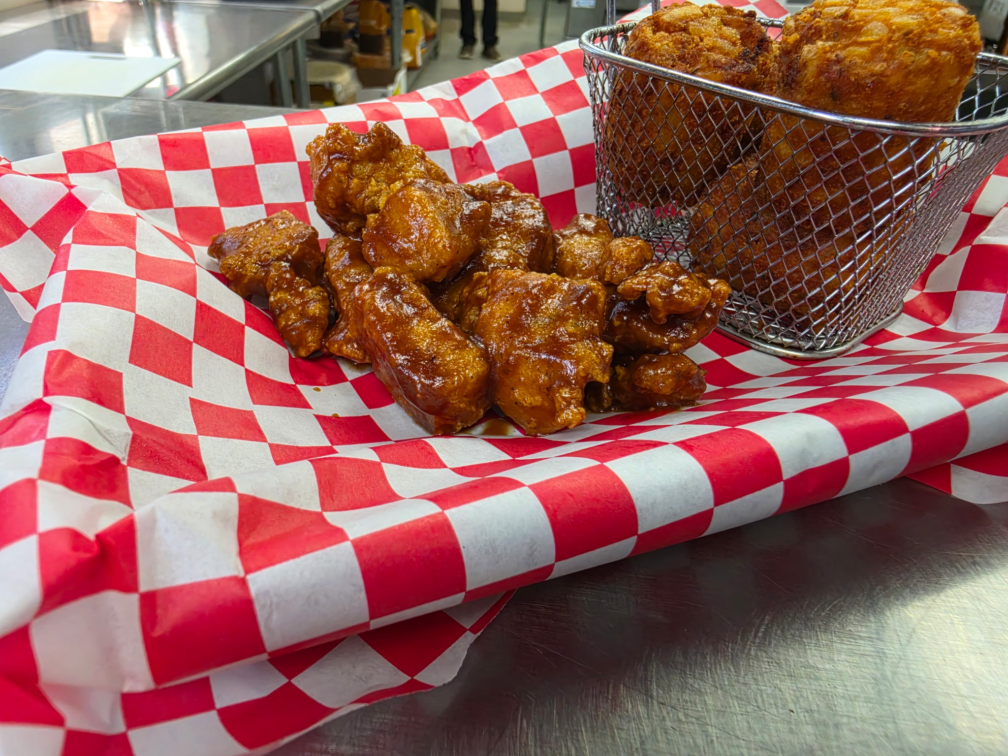 Thursday Boneless