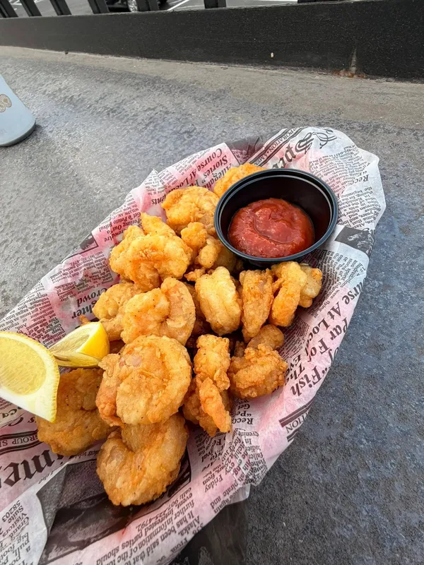 Manteo Monday